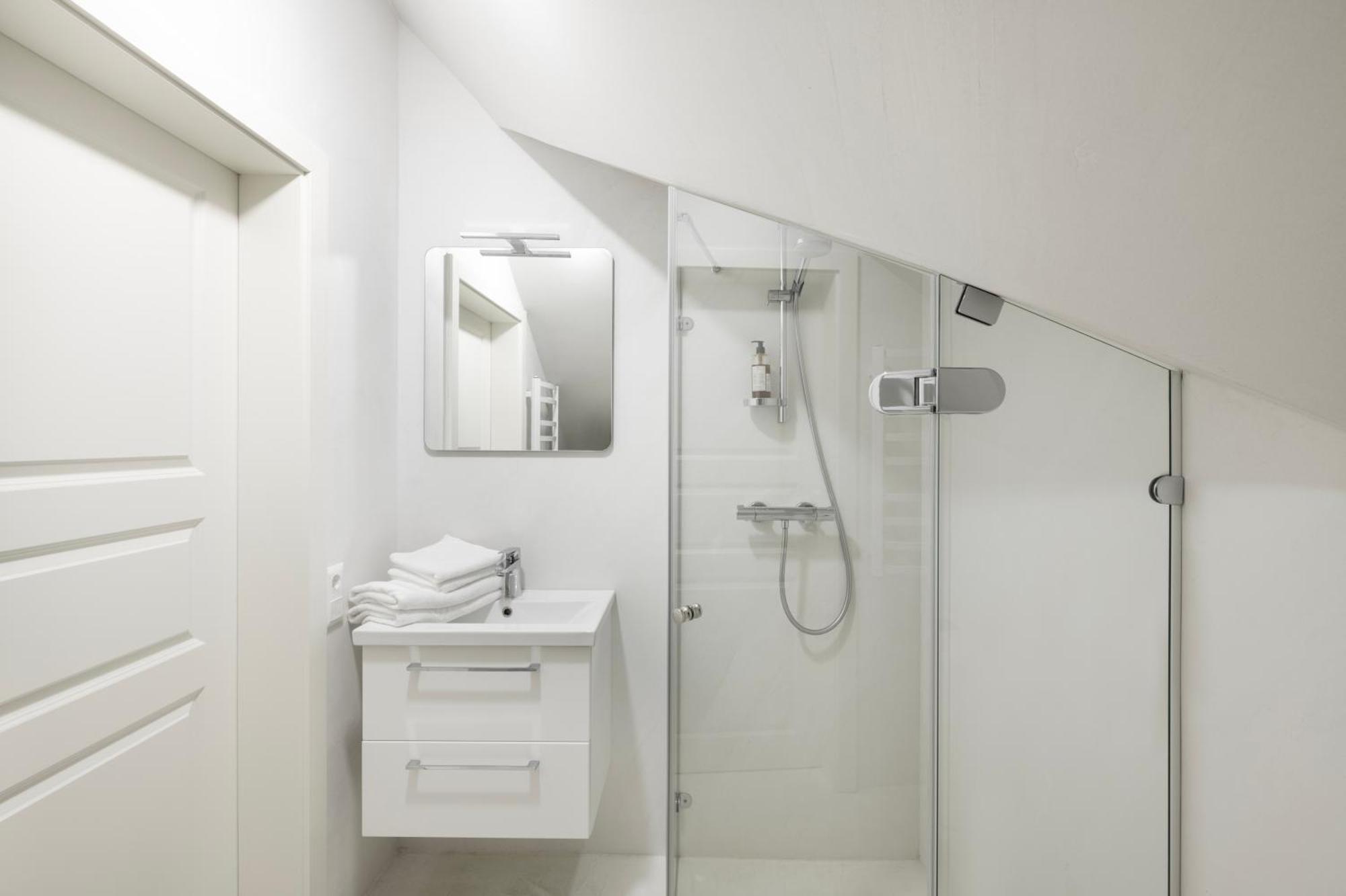 Grand Crown Aparthotel Вилнюс Екстериор снимка